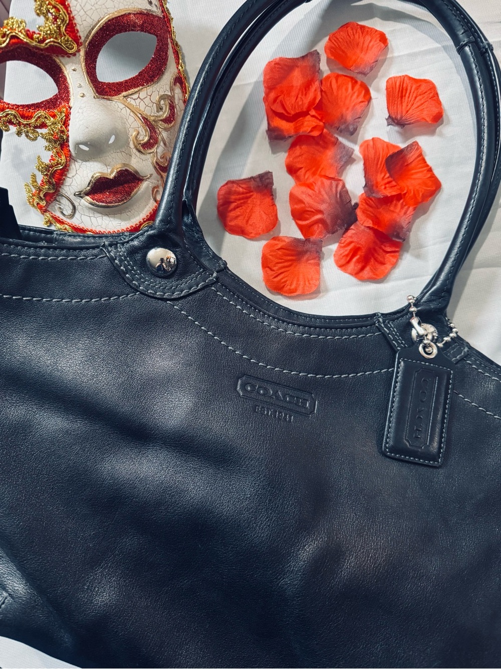 Coach 💯% Authentic Black Leather Tote Bag — Classic Carryall — Pre-loved/EUC